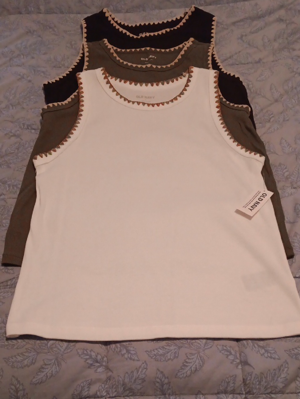 Old Navy White/Black/Olive Green Tank Tops w/ Crochet-Edge Trim Set of 3 Size L
